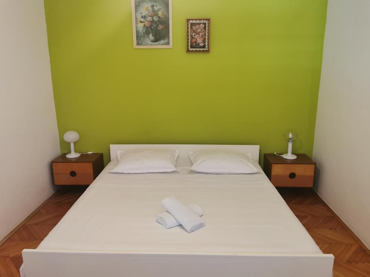 Apartman Tudor Kuzma Hvar Eksteriør billede
